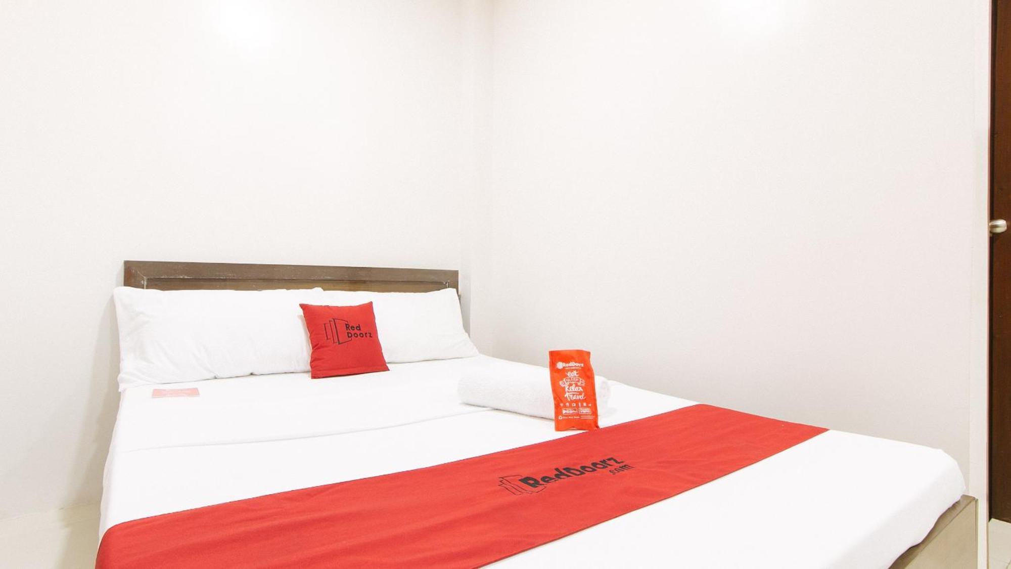Reddoorz Near Fernwoods Garden Quezon City Exterior foto