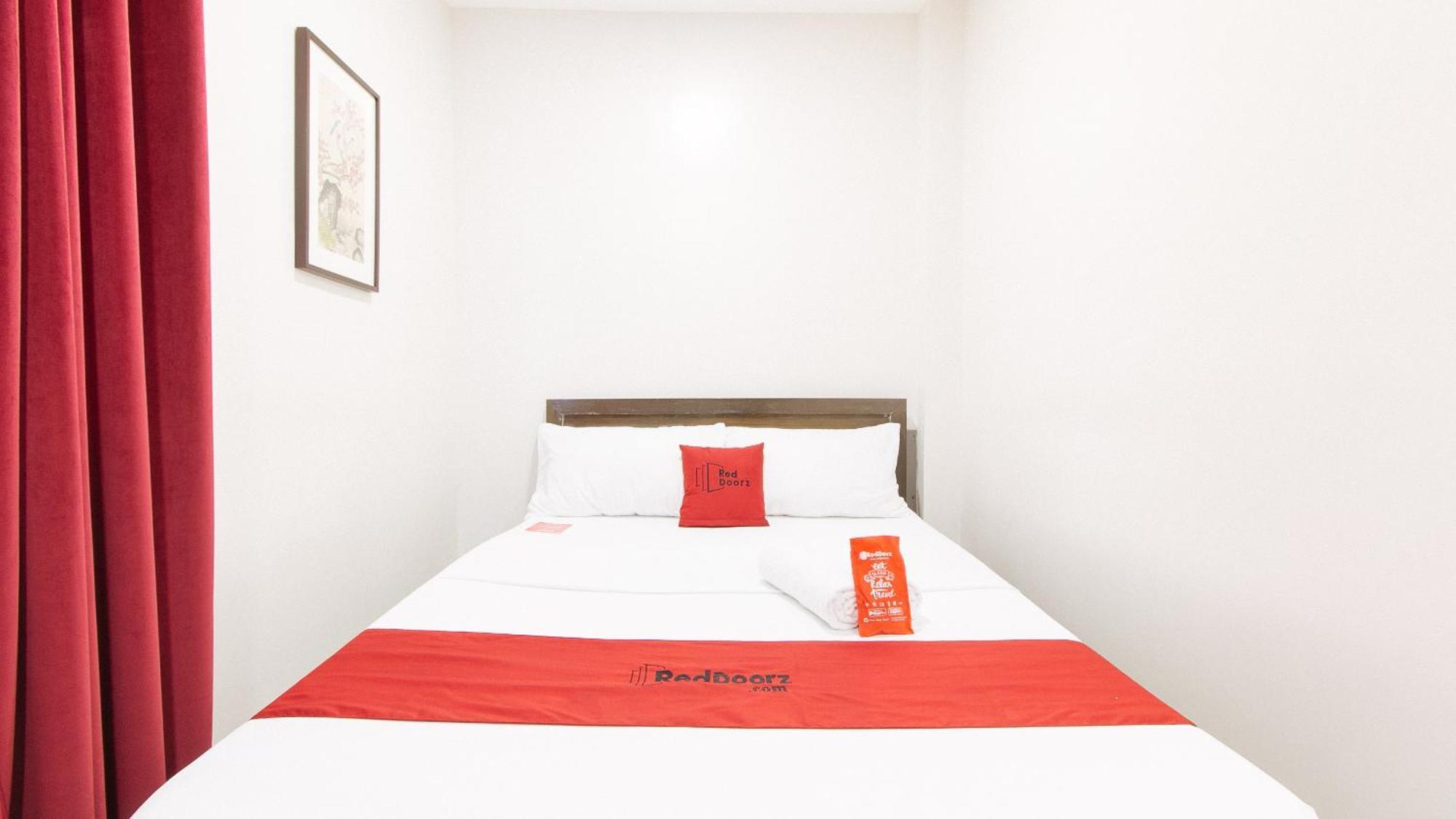 Reddoorz Near Fernwoods Garden Quezon City Exterior foto